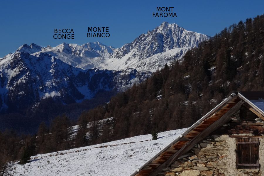 Il Monte Bianco dall'ex rifugio CAI della Portola intitolato a Maria d’Entrèves Gamba - Foto di Gian Mario Navillod.