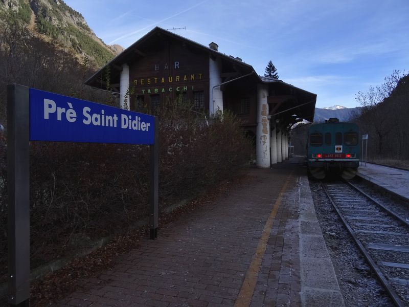 Stazione di Pré-Saint-Didier il 22 dicembre 2015 - Foto di Gian Mario Navillod.