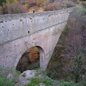 Ponte acquedotto di Pont d'Aël/Pondel - foto di Gian Mario Navillod.