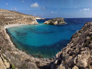 Isola e spiaggia dei Conigli di Lampedusa - Foto di Gian Mario Navillod.